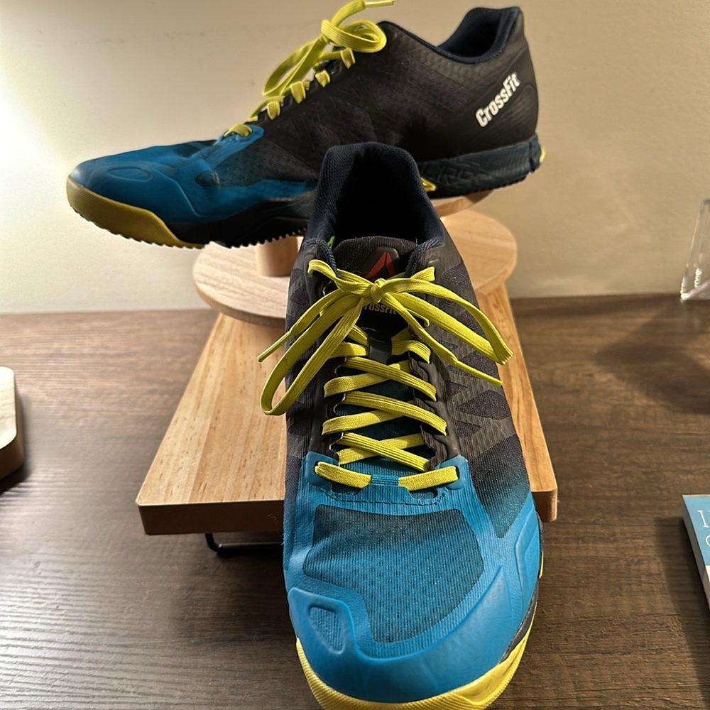 Men’s Multi-Color Reebok Etc Cross Trainers - Picture 4 of 10